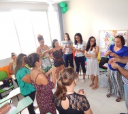 CURSO CONTANDO HISTÓRIAS COLORINDO VIDAS - TÉCNICAS PARA CONTAR HISTÓRIAS III -TURMA 3