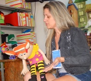 CURSO CONTANDO HISTÓRIAS COLORINDO VIDAS - TÉCNICAS PARA CONTAR HISTÓRIAS III -TURMA 4