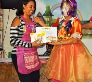 FORMATURA DA TURMA LILI LINDONA - ALIXANDRA DANTAS - CONTADORA DE HISTÓRIA - TURMA 4/2017