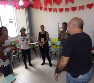 CURSO CONTANDO HISTÓRIAS COLORINDO VIDAS - TÉCNICAS PARA CONTAR HISTÓRIAS III -TURMA 6