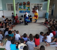 COLORIR - PROJETO CONTANDO HISTÓRIAS COLORINDO VIDAS - UMEI VILA VELHA