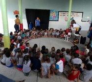 COLORIR - PROJETO CONTANDO HISTÓRIAS COLORINDO VIDAS - UMEI VILA VELHA