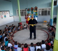 COLORIR - PROJETO CONTANDO HISTÓRIAS COLORINDO VIDAS - UMEI VILA VELHA