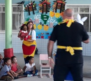 COLORIR - PROJETO CONTANDO HISTÓRIAS COLORINDO VIDAS - UMEI VILA VELHA