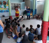 COLORIR - PROJETO CONTANDO HISTÓRIAS COLORINDO VIDAS - UMEI VILA VELHA