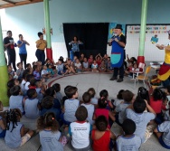 COLORIR - PROJETO CONTANDO HISTÓRIAS COLORINDO VIDAS - UMEI VILA VELHA