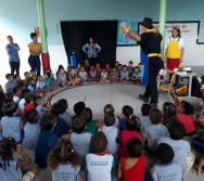 COLORIR - PROJETO CONTANDO HISTÓRIAS COLORINDO VIDAS - UMEI VILA VELHA