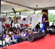 PARTICIPAÇÃO DO COLORIR NA FEIRA LITERÁRIA DO ES - PARE OLHE E ESCUTE!