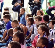 PARTICIPAÇÃO DO COLORIR NA FEIRA LITERÁRIA DO ES - PARE OLHE E ESCUTE!