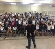 COLORIR - CONTAÇÃO DE HISTÓRIA NA ESCOLA JORGE AMADO - NOVA CARAPINA II