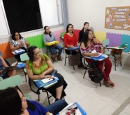 CURSO CONTANDO HISTÓRIAS COLORINDO VIDAS 