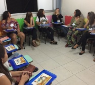 CURSO CONTANDO HISTÓRIAS COLORINDO VIDAS 
