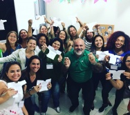CURSO CONTANDO HISTÓRIAS COLORINDO VIDAS 