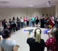 PARTICIPAÇÃO NO PROJETO CONTANDO HISTÓRIAS - OFICINAS (BALNEÁRIO DE CAMBORIU)