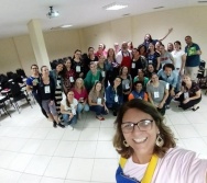 PARTICIPAÇÃO NO PROJETO CONTANDO HISTÓRIAS - OFICINAS (BALNEÁRIO DE CAMBORIU)