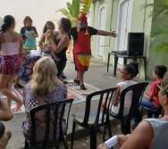 DIA INTERNACIONAL DO CONTADOR DE HISTÓRIA - COMEMORAMOS NA BIBLIOTECA ADELPHO MONJARDIM