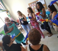 Curso Contando Histórias Colorindo Vidas - Técnicas para Contar Histórias (Turma de Abril)