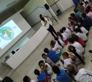 CONTAÇÃO DE HISTÓRIA NA EMEF JORGE AMADO - ESCOLA PARCERIA - ABERTURA DO PROJETO DE LITERATURA