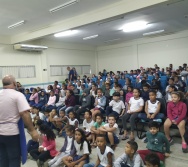 CONTAÇÃO DE HISTÓRIA NA EMEF JORGE AMADO - ESCOLA PARCERIA - ABERTURA DO PROJETO DE LITERATURA