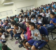 CONTAÇÃO DE HISTÓRIA NA EMEF JORGE AMADO - ESCOLA PARCERIA - ABERTURA DO PROJETO DE LITERATURA