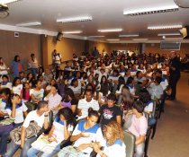 PARTICIPAÇÃO DO COLORIR NA SEMANA DE CIDADANIA E ÉTICA DO SENAI - CIVIT I - ADOLESCENTES APRENDIZ