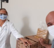 NTV 2020 - TEM ACESSO AS CRIANÇAS ATRAVÉS DO KIT LITERÁRIO NTV - ESTIMULANDO A APRENDENDIZAGEM E A LEITURA EM TEMPO DE PANDEMIA