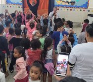 PROJETO COLORIR SUSTENTÁVEL - SHOW COM TURMA DO FREDERICO - ETAPA PEQUENOS COLETORES