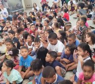 PROJETO COLORIR SUSTENTÁVEL - SHOW COM TURMA DO FREDERICO - ETAPA PEQUENOS COLETORES