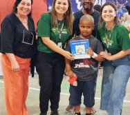 COLORIR SUSTENTÁVEL  FECHAMENTO COM MAIS DE 130 NOVOS ESCRITORES - PEQUENOS ESCRITORES