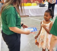 COLORIR SUSTENTÁVEL  FECHAMENTO COM MAIS DE 130 NOVOS ESCRITORES - PEQUENOS ESCRITORES