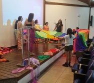 WORKSHOP LUDIMÚSICA COM MARCELO SERRALVA - COLORIR TROUXE ATRAVÉS DE UMA PARCERIA COM A VALE PROGRAMA ATITUDE AMBIENTAL