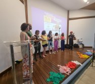 WORKSHOP LUDIMÚSICA COM MARCELO SERRALVA - COLORIR TROUXE ATRAVÉS DE UMA PARCERIA COM A VALE PROGRAMA ATITUDE AMBIENTAL