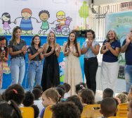 MAIS DE 400 CRIANÇAS FORAM CONTEMPLADAS COM LIVROS DOS CLÁSSICOS DA LITERATURA