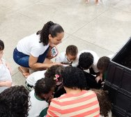 PROJETO COLORIR SUSTENTÁVEL - AS TURMAS VÃO ALIMENTAR AS MINHOCAS