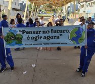 PAA - PASSEATA AMBIENTAL NA COMUNIDADE DE NAQUE - ESCOLA PEDRO FERNANDES