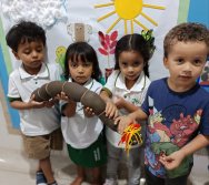 MASCOTE PROJETO COLORIR SUSTENTÁVEL PREMIADO - PARCERIA COM A EMPRESA ELKEM