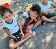 MASCOTE PROJETO COLORIR SUSTENTÁVEL PREMIADO - PARCERIA COM A EMPRESA ELKEM