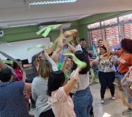 PROJETO APOIE - SEDU/CARIACICA - ES - COLORIR TRABALHANDO AS DIFERENÇAS COM PSICÓLOGOS E ASSISTENTES SOCIAIS