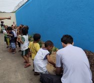 DIA DE PLANTAR RABANETES COM O CMEI REGIONAL SILVESTRE - PEQUENOS HORTICULTORES NO PROJETO COLORIR SUSTENTÁVEL