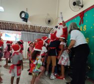 CHEGADA DE PAPAI NOEL - CMEI VERA CALMON