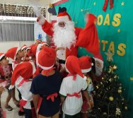 CHEGADA DE PAPAI NOEL - CMEI VERA CALMON