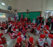 CHEGADA DE PAPAI NOEL - CMEI VERA CALMON