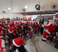 CHEGADA DE PAPAI NOEL - CMEI VERA CALMON