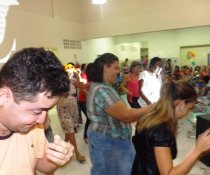 ESCOLA DE PAIS - MINHA CASA TAMBÉM É COLORIDA - CMEI CORA CORALINA