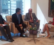 ESPECIALISTAS DA EDUCAÇÃO FALAM SOBRE A VIOLÊNCIA NA ESCOLA NO PROGRAMA FALA ES - TV VITÓRIA - RECORD