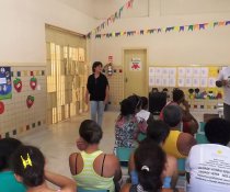 ESCOLA DE PAIS - MINHA CASA TAMBÉM É COLORIDA - CORA CORALINA - VESPERTINO