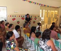ESCOLA DE PAIS - MINHA CASA TAMBÉM É COLORIDA - CORA CORALINA - VESPERTINO
