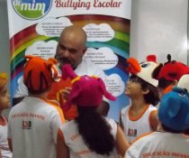 PROJETO CUIDA DE MIM - ENFRENTAMENTO AO BULLYING ESCOLAR - ESCOLA SÃO BERNARDO - JD CAMBURI - VITÓRIA - ES