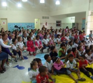 PCS - CMEI CORA CORALINA - 3º ETAPA: APRENDENDO A LIMPAR - MAT. E VESP.