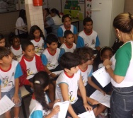CAPRI DE LÍDERES - APRENDENDO A COLETAR DADOS DAS CONTAS DE ENERGIA DA ESCOLAS E ALUNOS.